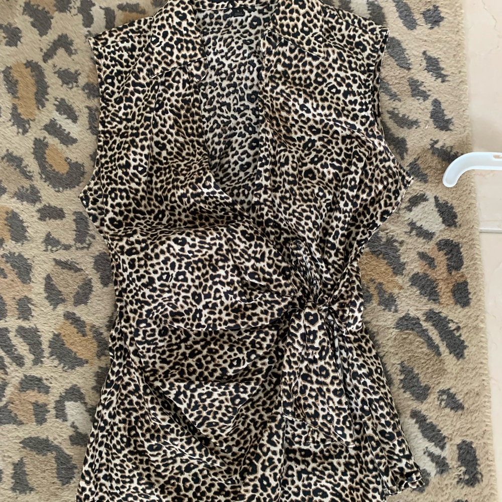 Women's Sleeveless Leopard Print Wrap Front Top. Size S